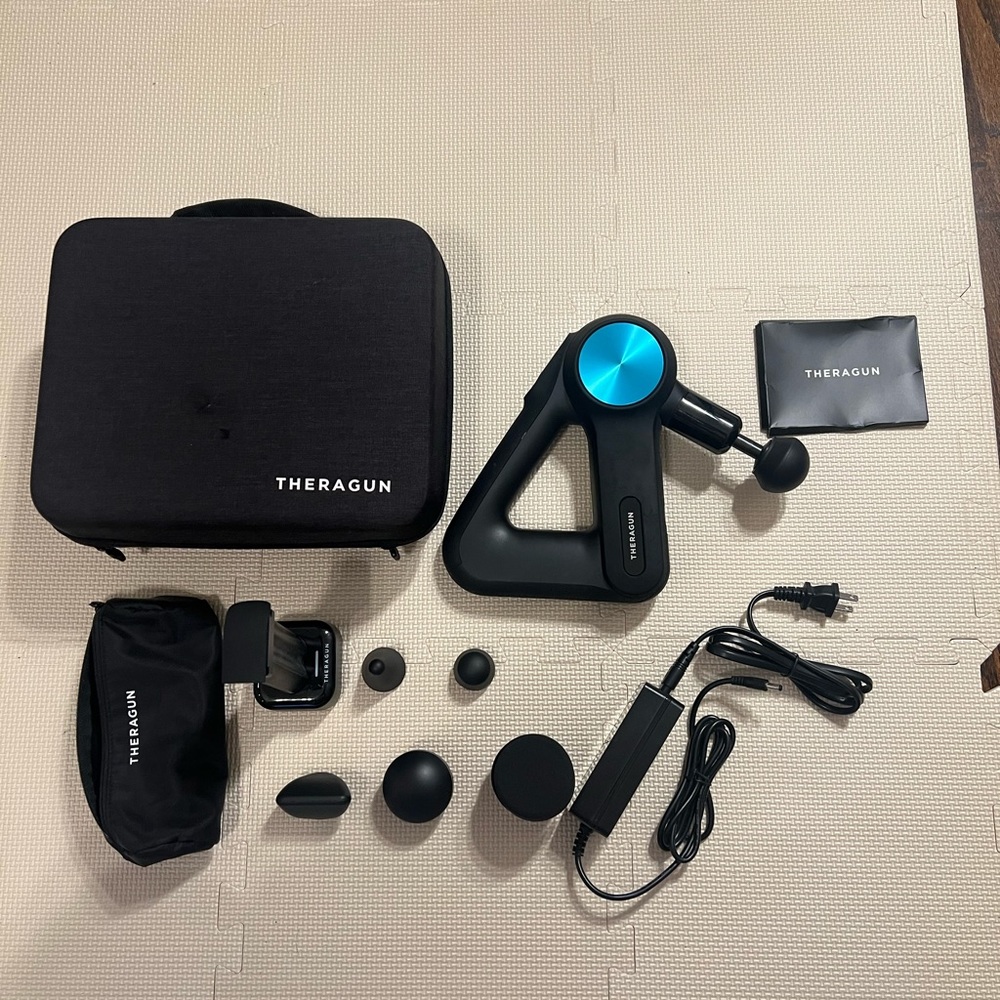 Theragun Pro with 2 batteries and charging port!